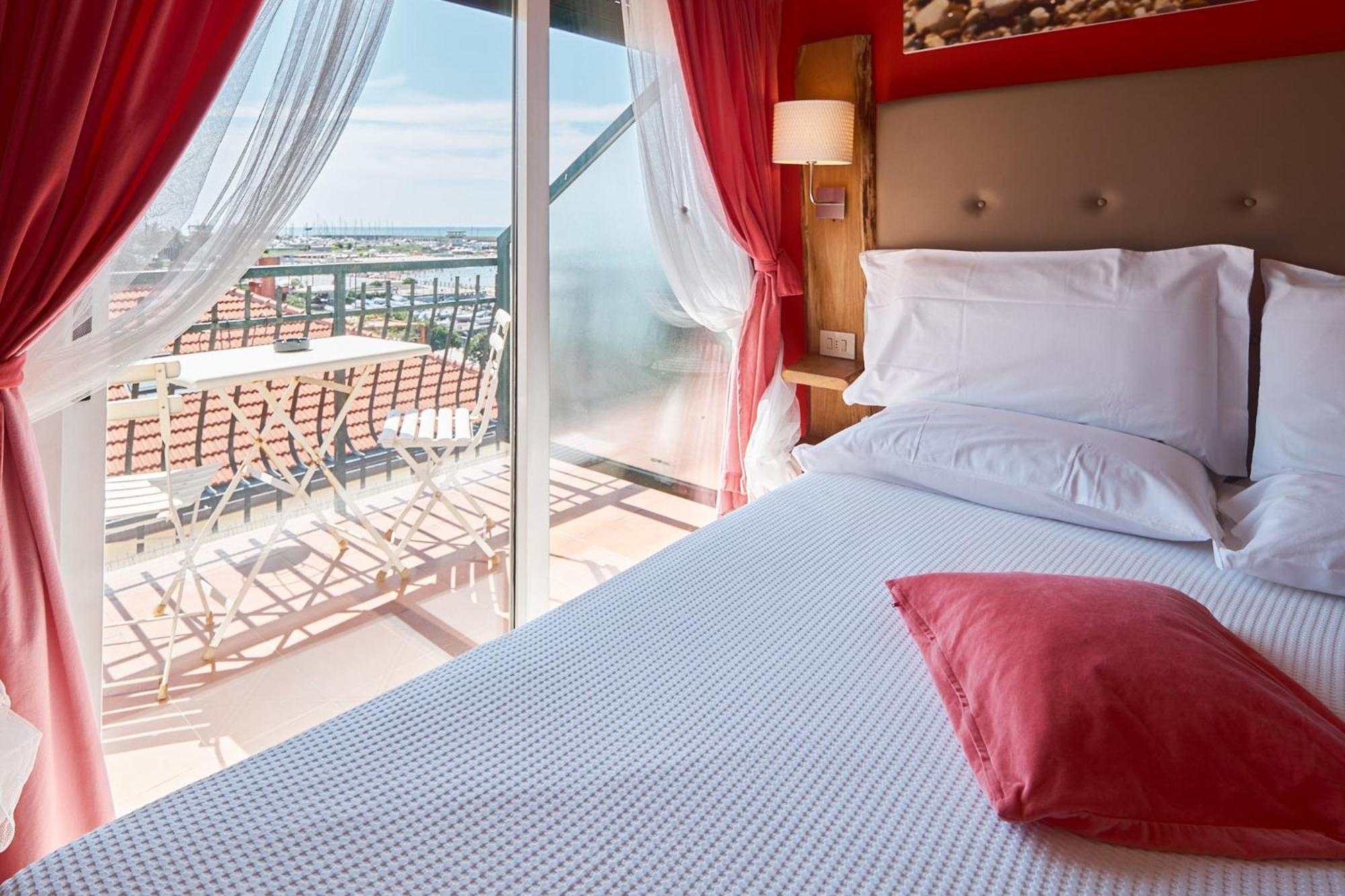 Hotel Zia Piera Chiavari Kültér fotó
