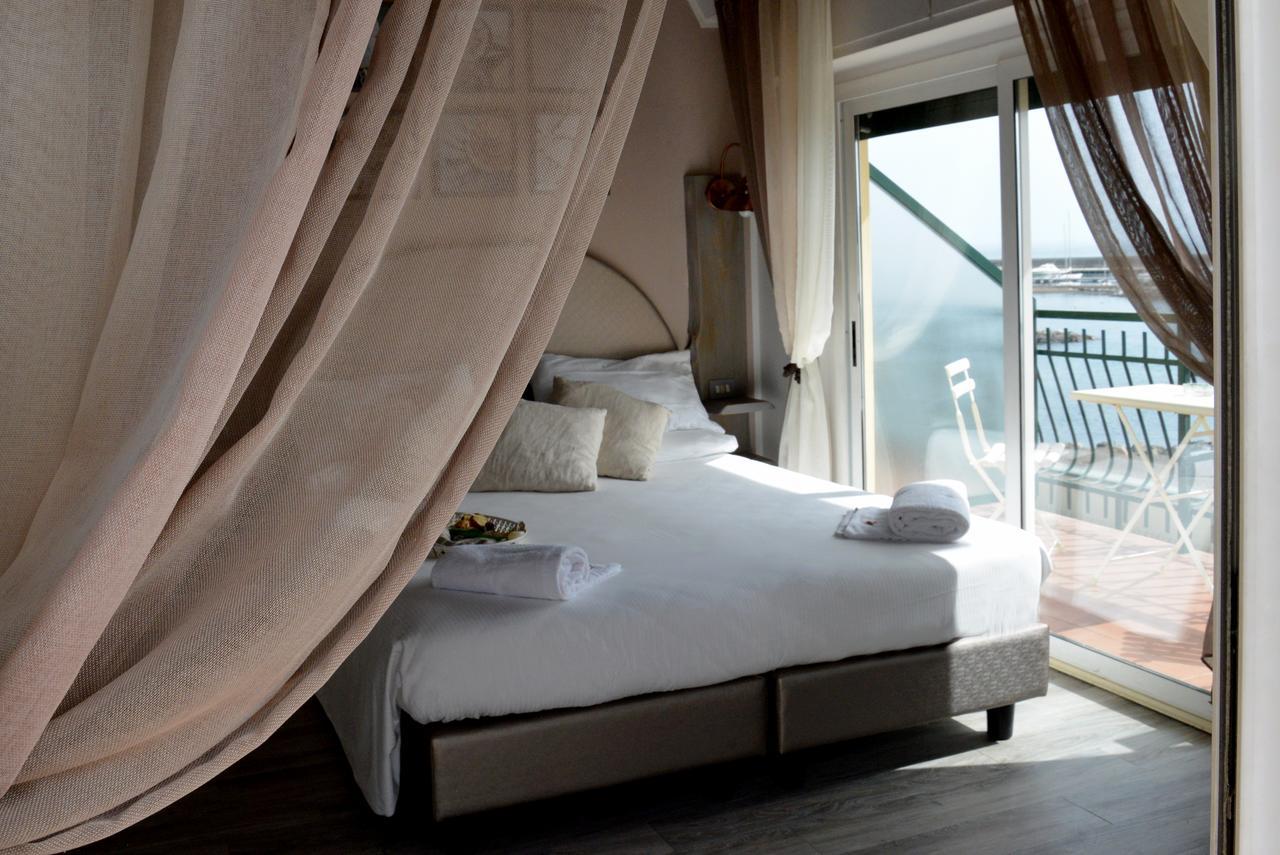 Hotel Zia Piera Chiavari Kültér fotó